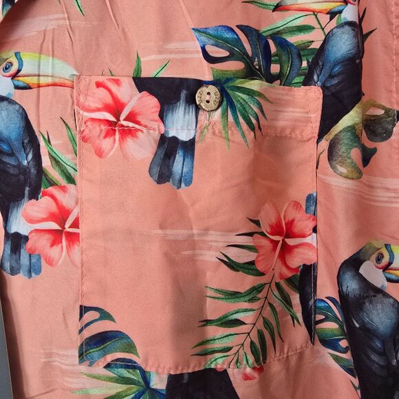 NWT Uzzi Amphibious Gear Hawaiian Button Up Shirt Toucan Coral Vaca Resort Beach - Picture 4 of 10